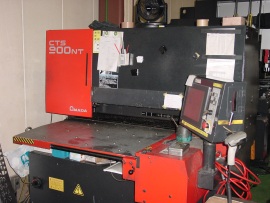 タッピングマシン | 株式会社末広工業